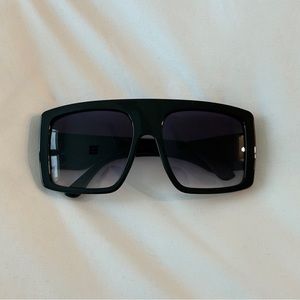 Black Oversized Sunglasses
